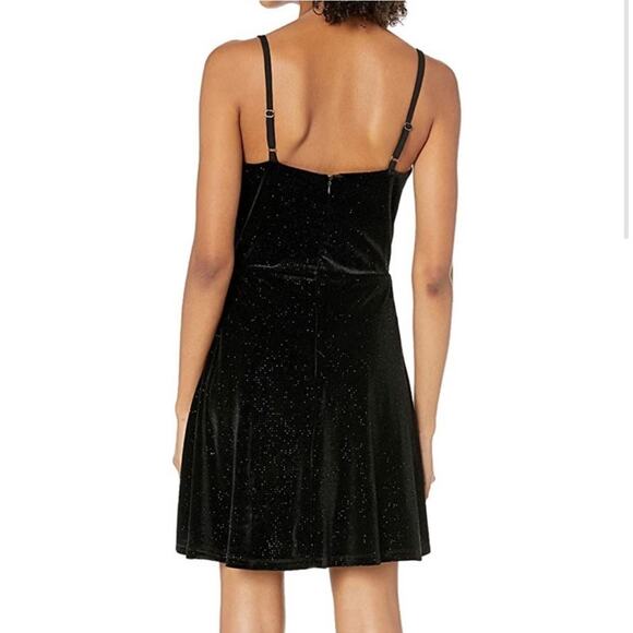Cosmopolitan Dress The Population Vida Black
Sparkle Dress Size Small - Picture 5 of 14
